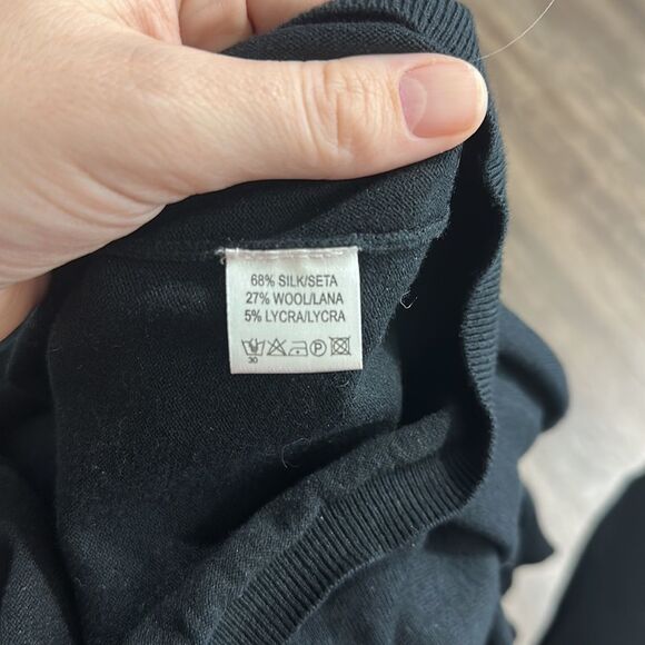 Bruno Manetti Black Scoop Neck Sweater Sz 40 (Small) - Picture 5 of 6